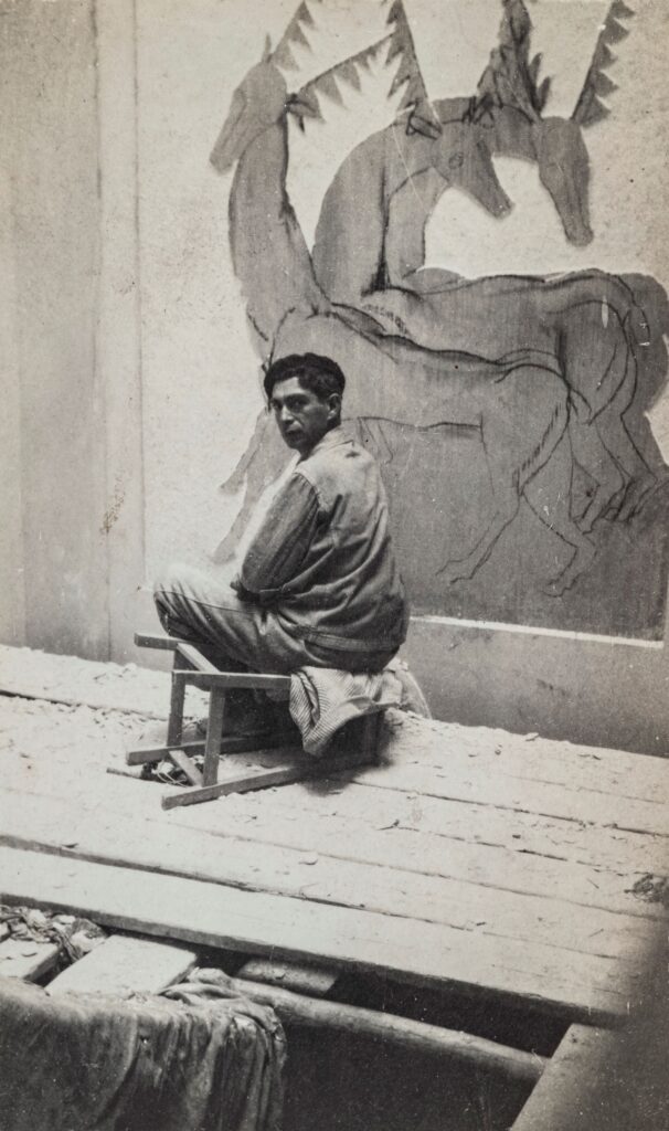 Zadkine créant trois cerfs