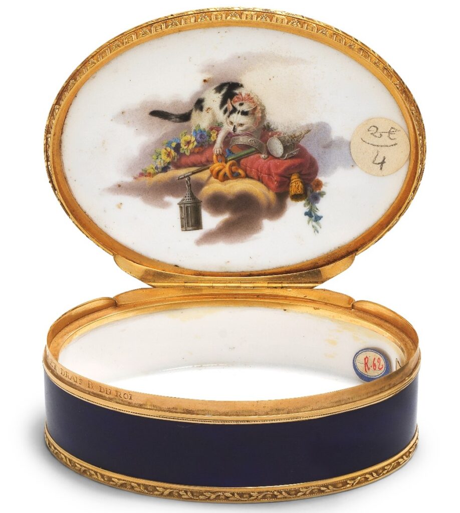 tabatière madame adelaide intérieur