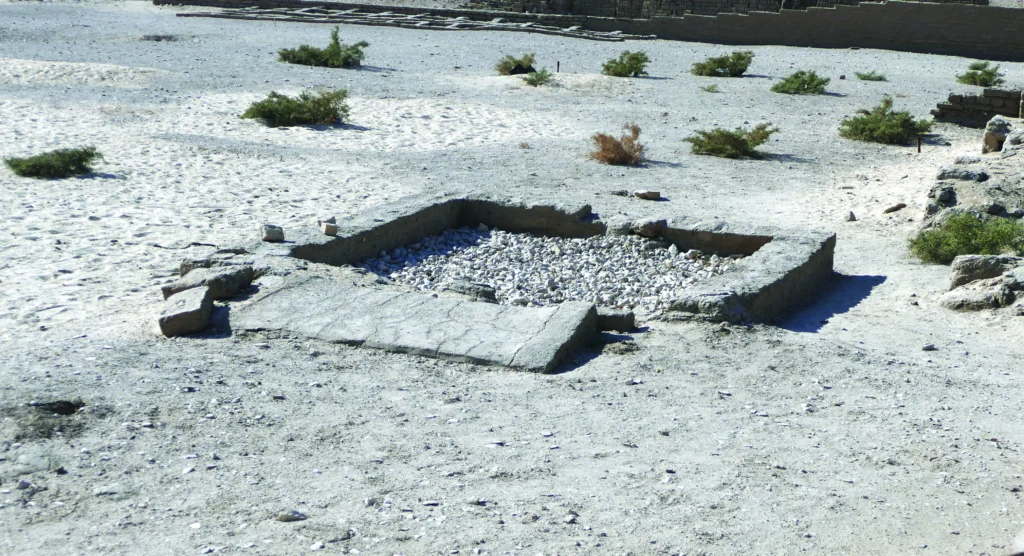 vestiges palais Amenhotep III