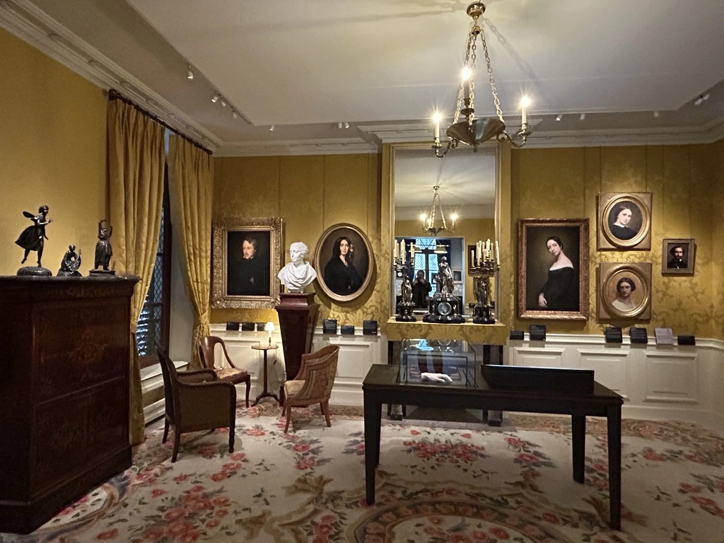 salon-ary-scheffer-restaure.webp Le salon d’Ary Scheffer restauré.