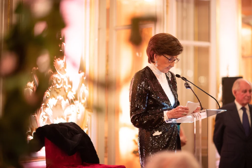 jacqueline-de-ribes-diner-gala-2019-amis-musees-orsay-orangerie-david-atlan.webp Jacqueline de Ribes au dîner de gala 2019 des Amis des musées d’Orsay et de l’Orangerie.