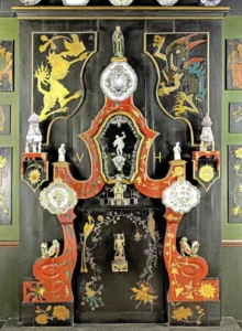 Victor Hugo (mobilier), Thomas Grigg (peinture), boiserie du manteau de la cheminée du salon chinois