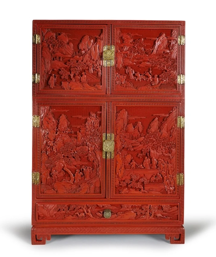 La 39ᵉ édition de l’incontournable TEFAF néerlandaise rassemble 276 exposants internationaux provenant de 24 pays : Cabinet impérial, règne de l’empereur Qianlong (1736-1795). Amsterdam, Paul Ruitenbeek Chinese Art.